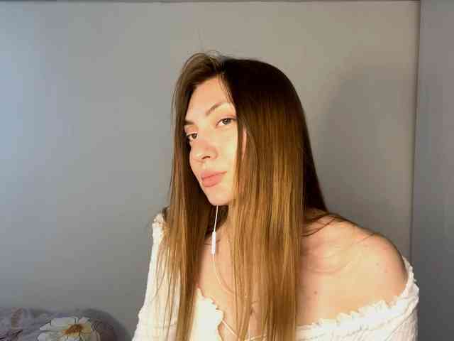 MyrticeDollen webcam