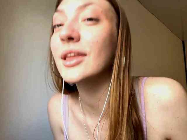 MyrticeDollen webcam