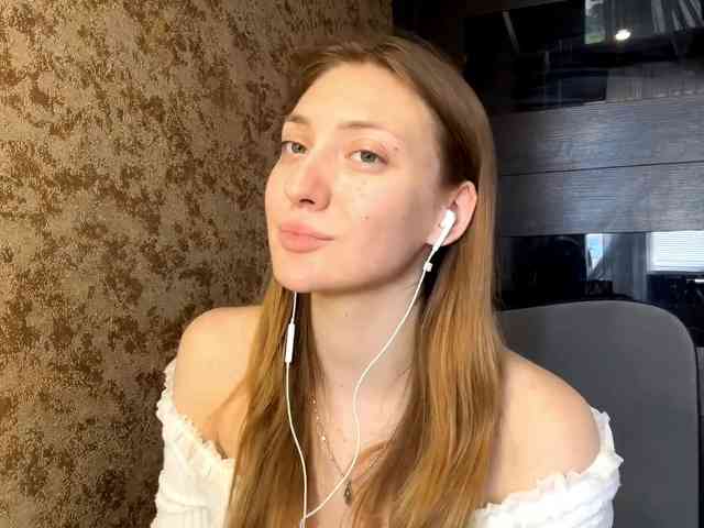 MyrticeDollen webcam