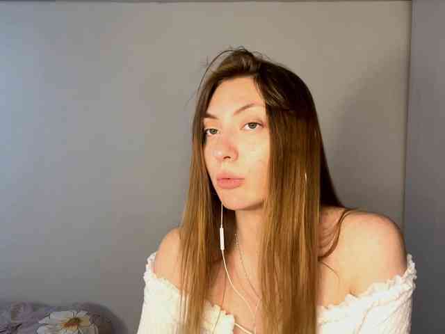 MyrticeDollen webcam