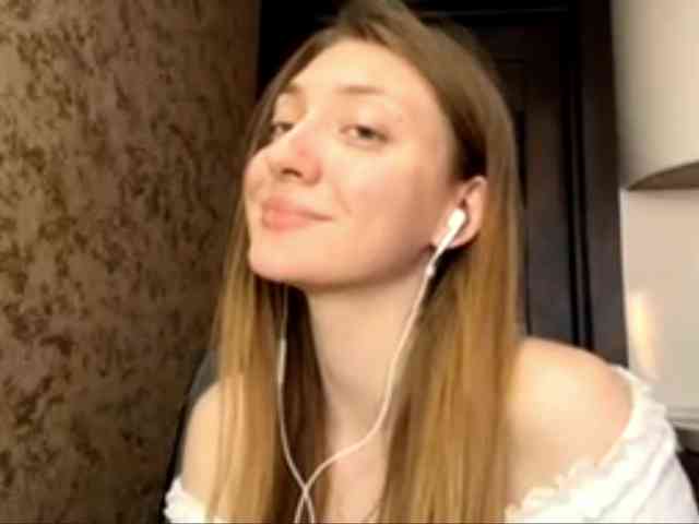 MyrticeDollen webcam