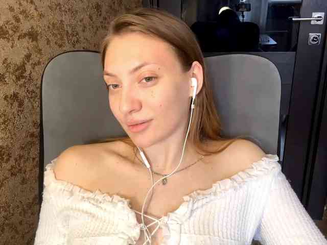 MyrticeDollen webcam