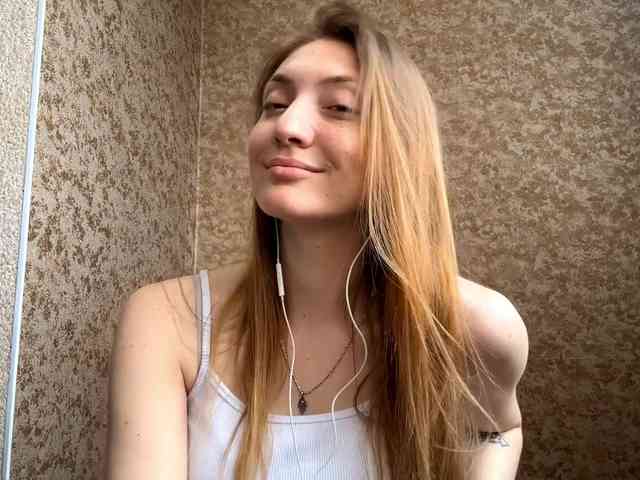 MyrticeDollen webcam