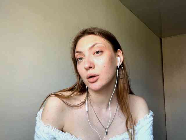 MyrticeDollen webcam