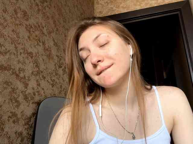 MyrticeDollen webcam