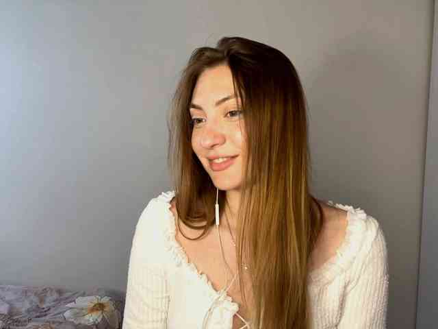 MyrticeDollen webcam