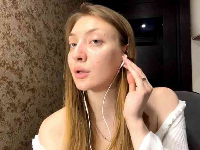 MyrticeDollen webcam