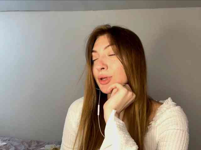 MyrticeDollen webcam