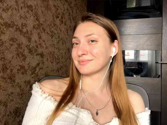 MyrticeDollen webcam