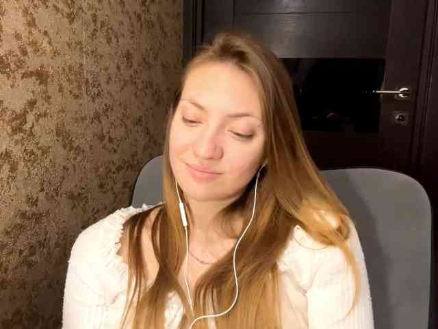 MyrticeDollen webcam