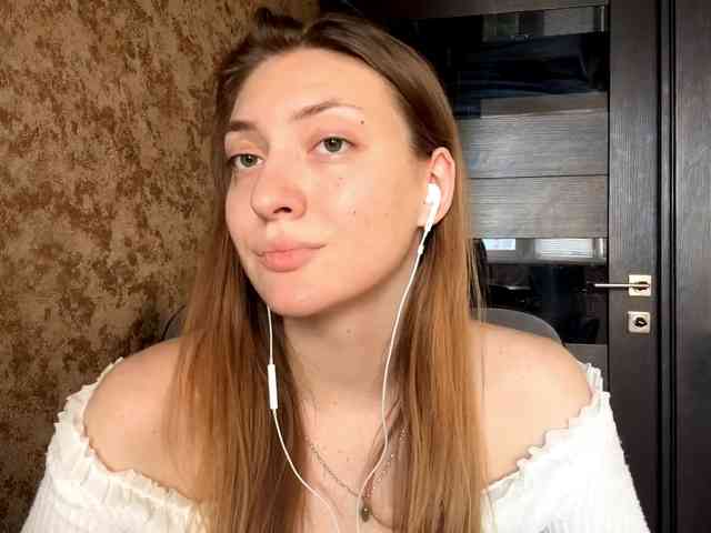 MyrticeDollen webcam