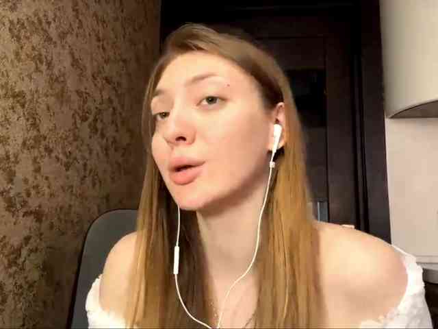 MyrticeDollen webcam