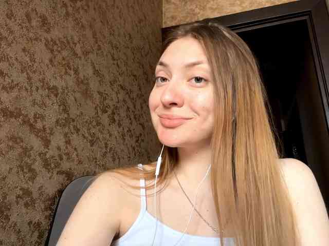 MyrticeDollen webcam