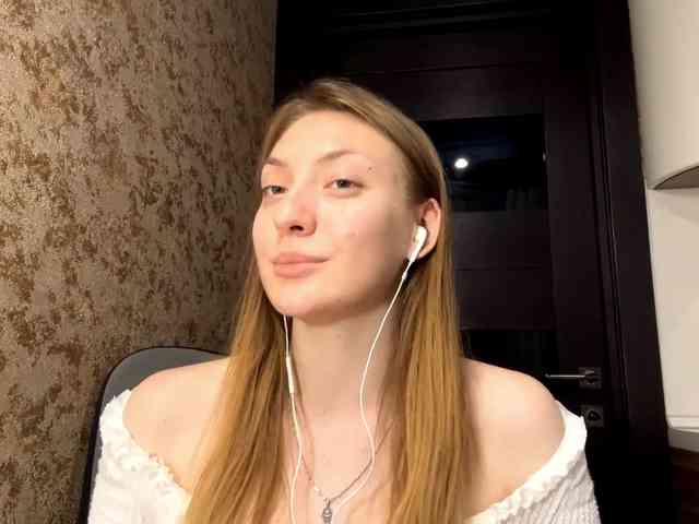 MyrticeDollen webcam