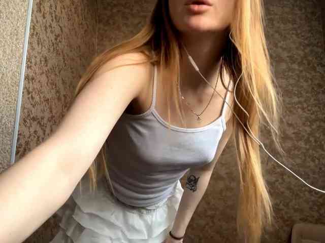 MyrticeDollen webcam