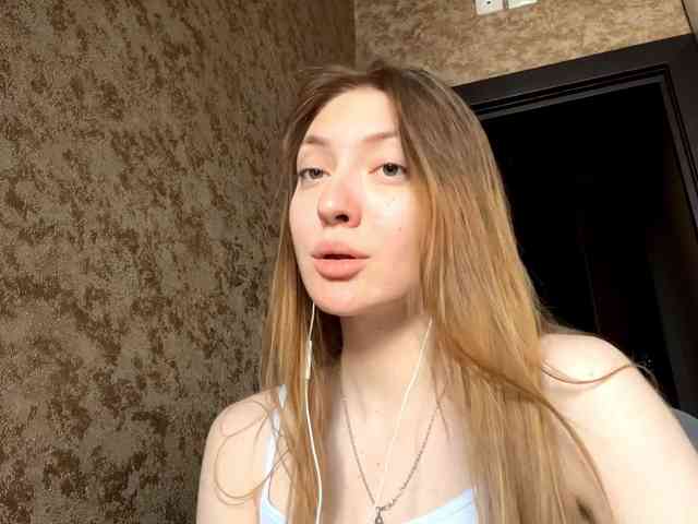 MyrticeDollen webcam