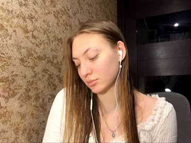 MyrticeDollen webcam