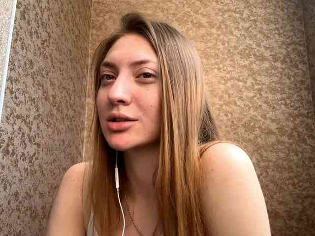 MyrticeDollen webcam