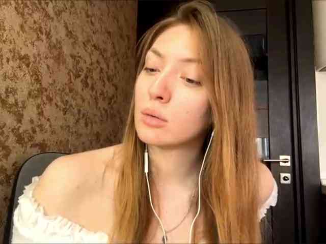 MyrticeDollen webcam