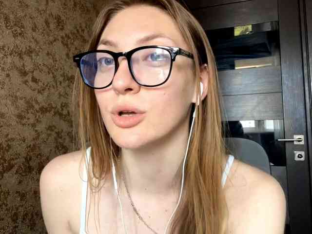 sex cam MyrticeDollen