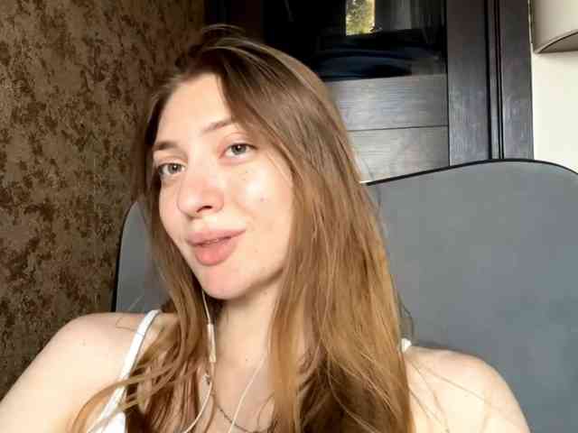 MyrticeDollen webcam