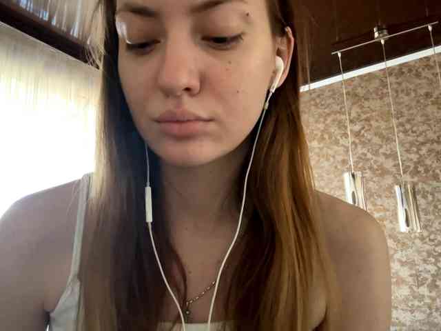 MyrticeDollen webcam