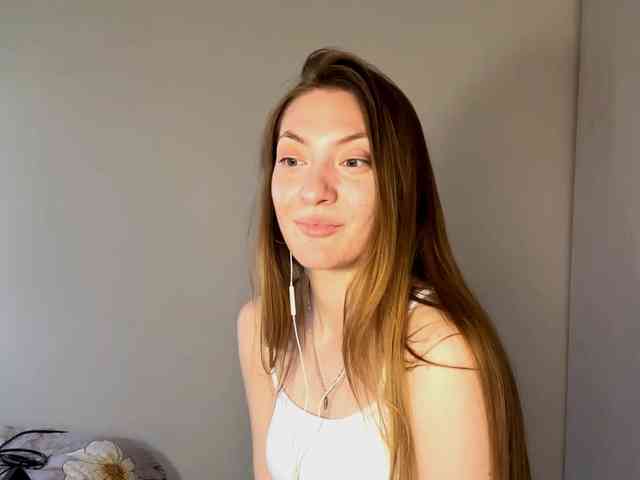 MyrticeDollen webcam