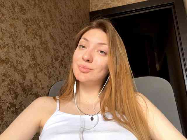 MyrticeDollen webcam