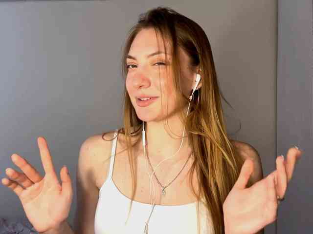 MyrticeDollen webcam