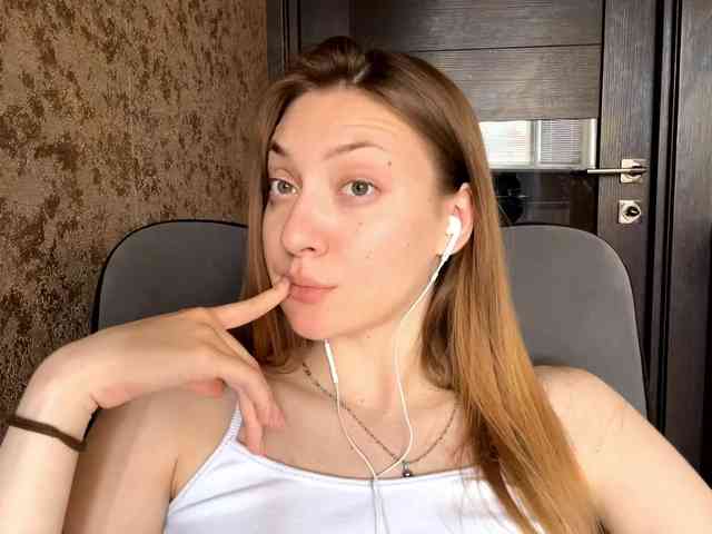 MyrticeDollen webcam