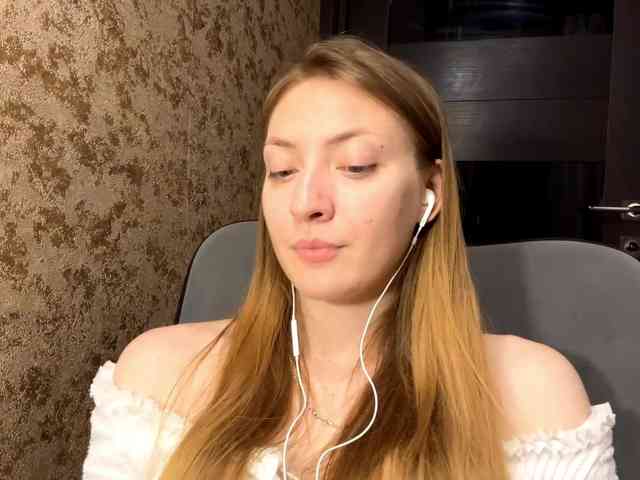 MyrticeDollen webcam