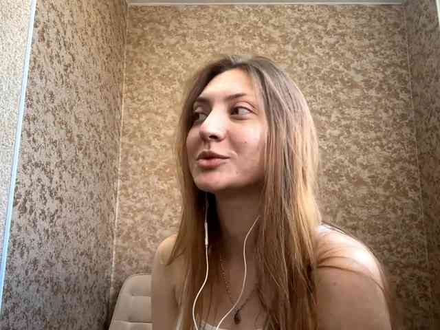 MyrticeDollen webcam