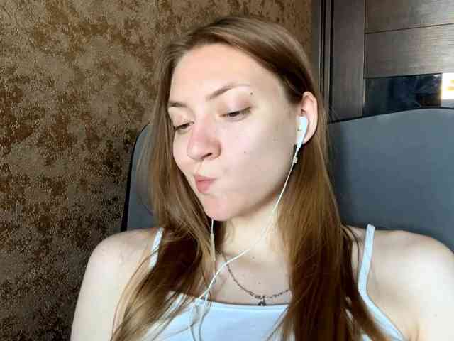 MyrticeDollen webcam