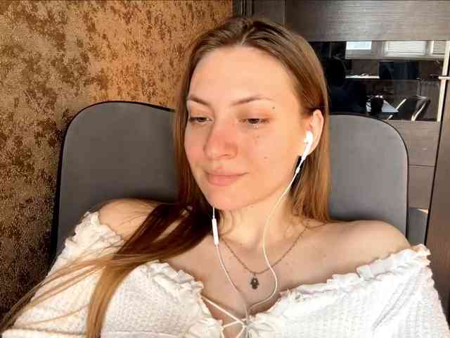 MyrticeDollen webcam