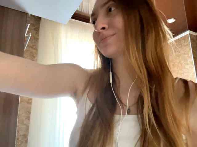 MyrticeDollen webcam