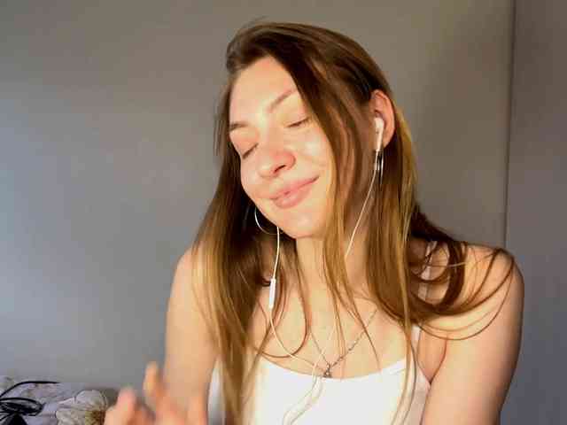 MyrticeDollen webcam