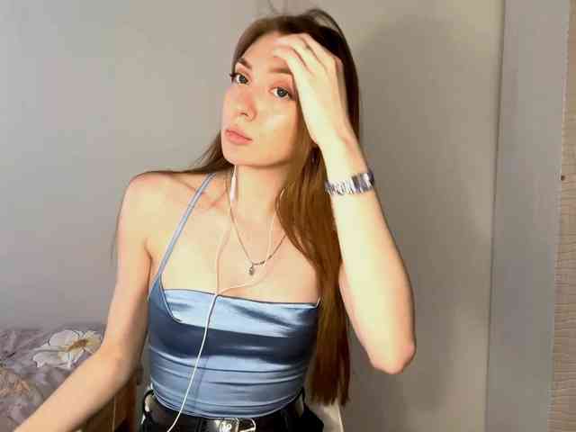 MyrticeDollen webcam