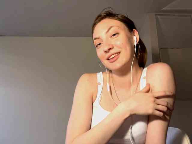 MyrticeDollen webcam