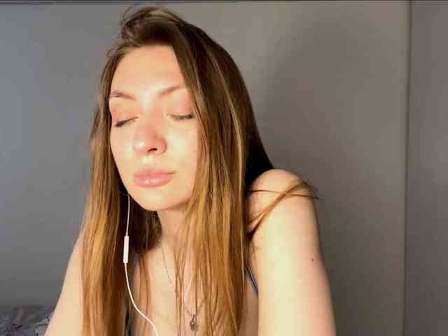 MyrticeDollen webcam