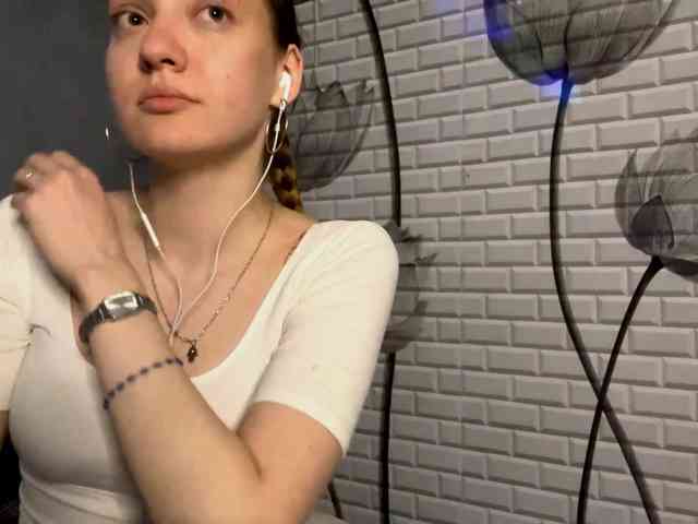 MyrticeDollen webcam