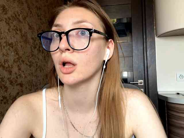 MyrticeDollen webcam