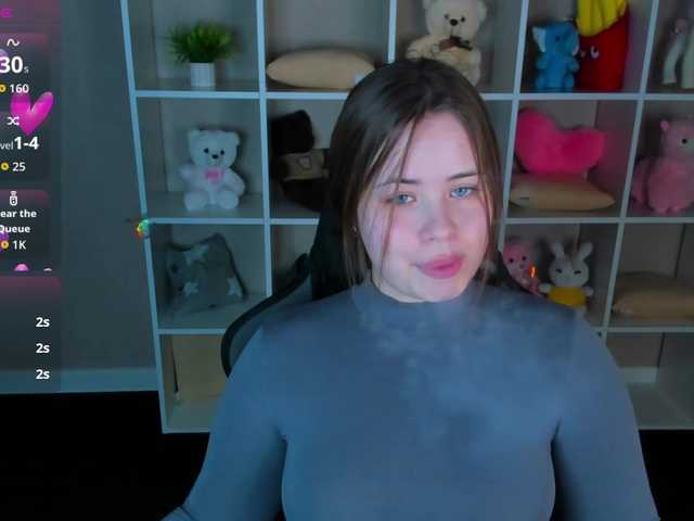 EricaElliott live cam on BongaCams