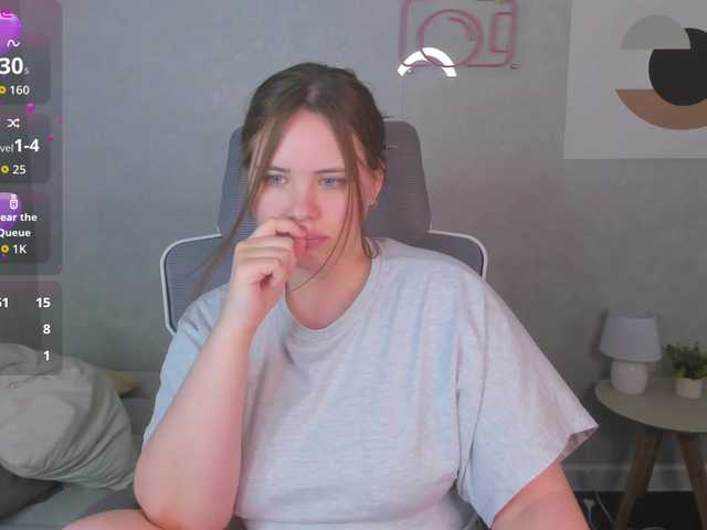EricaElliott live cam on BongaCams