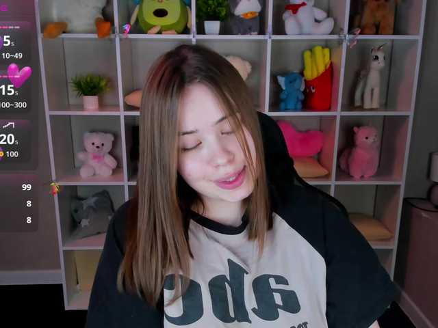 EricaElliott live cam on BongaCams