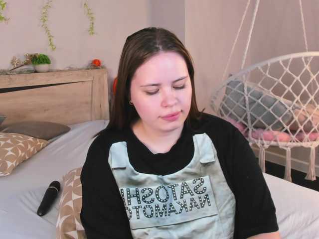 EricaElliott live cam on BongaCams