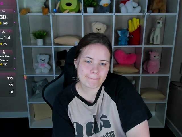 EricaElliott live cam on BongaCams