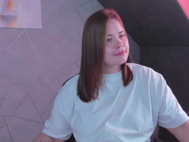 EricaElliott live cam on BongaCams
