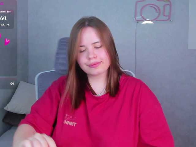 EricaElliott live cam on BongaCams