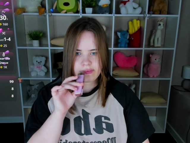 EricaElliott live cam on BongaCams
