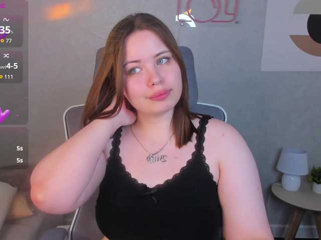 EricaElliott live cam on BongaCams